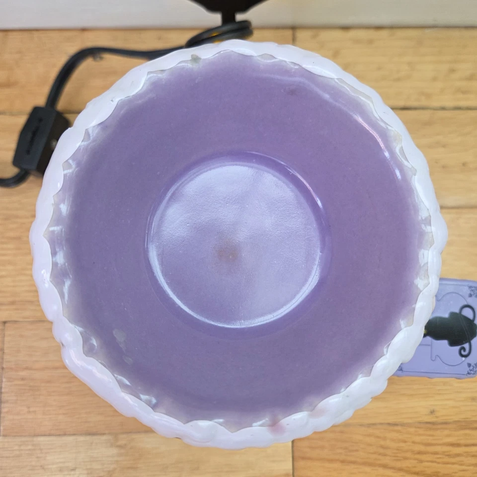 HOCUS POCUS Calentador Scentsy Halloween Disney 2022 con Caja Foto 3 de 4