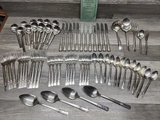 WM A Rogers Silverplate AA Flatware Lady Drake 69 Piece Service for 12
