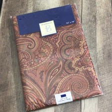 Newbridge Tablecloth 52x70 Placid Paisley Polyester NOS