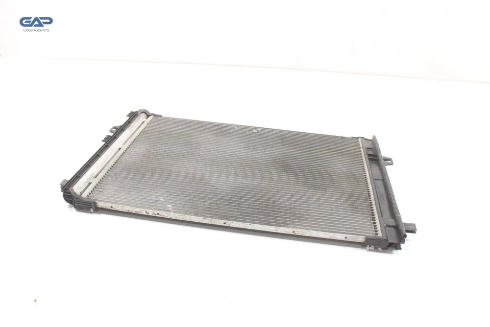 Mercedes CLA250 C117 2014-2019 aire acondicionado condensador OEM Foto 4 de 4