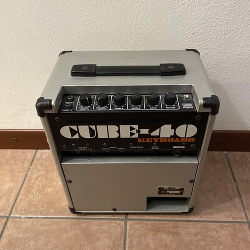 ROLAND CUBE-40 SPEZIAL MUSIKVERSTÄRKER Keyboard - Bild 4 von 7