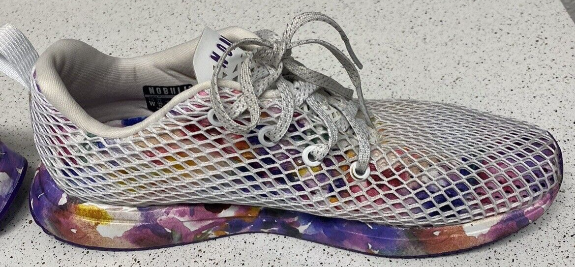NOBULL Floral/Bouquet Mesh Runner Women display picture 3