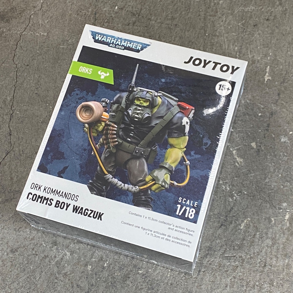 JT2979: JOYTOY WH 40K ORK KOMMANDOS COMMS BOY WAGZUK 1/18 Action