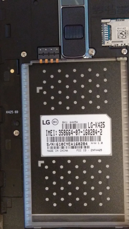 LG K10 K425 - 16GB - Blue (AT&T) Smartphone  - Image 3 of 4