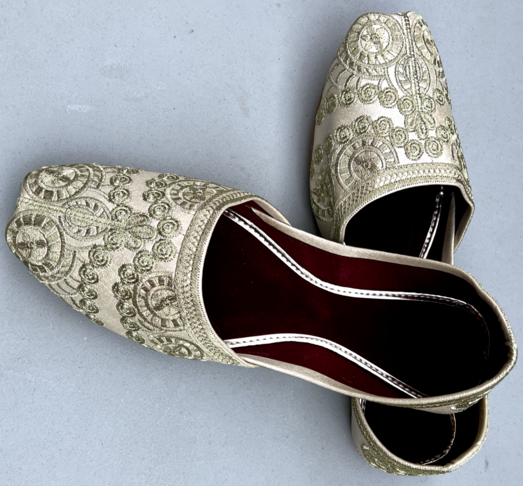 PANTOFOLA D’ORO Scarpe basse indiane punjabi pakistane etniche tradizionali uomo Khussa Juti US 7 5