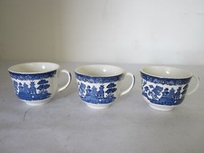 Lot of 3 Blue Willow Pattern Tea Cups - Made in England