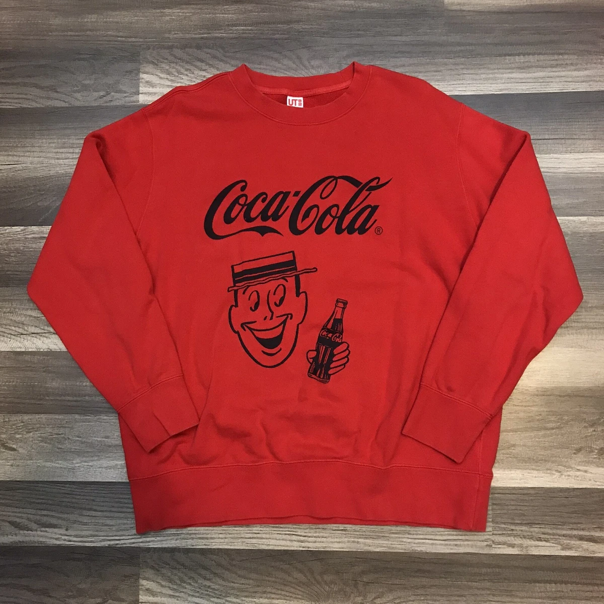 Uniqlo coca cola 2025 sweater