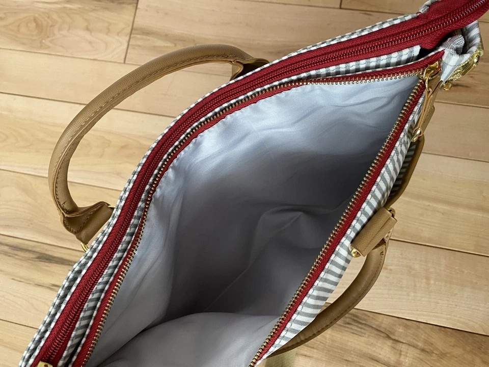 *EASILY ATTACHES TO STROLLER* Skip Hop Duo Luxe Diaper Nappy Bag Changing Pad - Image 4 of 4