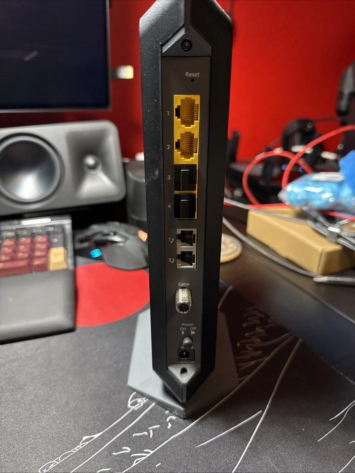 NETGEAR Voice Cable Modem CM1150V with Power Supply Tested and Working - Image 2 of 2