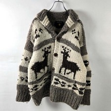 Kisitau Made In Canada Cowichan Knit Cardigan Reindeer Pattern Maple Wood Button