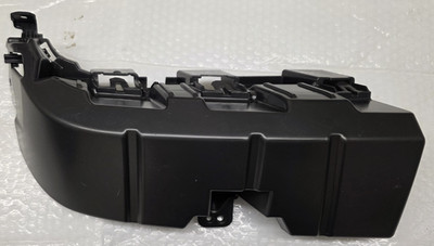 2018-2023 FORD MUSTANG REAR LEFT BUMPER COVER SUPPORT (FO1182110)