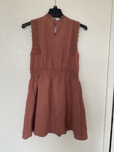Minivestido sin mangas con ribete de encaje Sweet Wanderer. Talla grande - Imagen 8 de 9