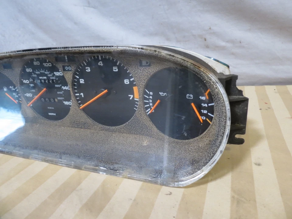 85 86-88 Porsche 944 Instrumento Velocímetro 160 MPH 298k 944641311 94464131126 Foto 2 de 4