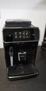 Philips EP2225/10 2200 Series Kaffeevollautomat, Klavierlack-Schwarz