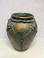 10 Vintage Gothic Clay with Metal Knoctted Style Design Vase Ornaments