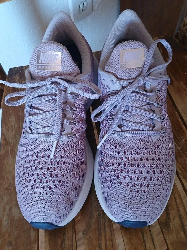 Womens SZ 7.5 Lilac Purple Nike Zoom Pegasus 35 Running Athletic Shoes - Image 3 of 4