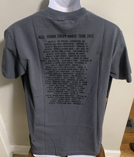 Vintage 2012 Neil Young Crazy Horse Concert Tour Gray T-Shirt Tee Size Medium - Picture 3 of 4