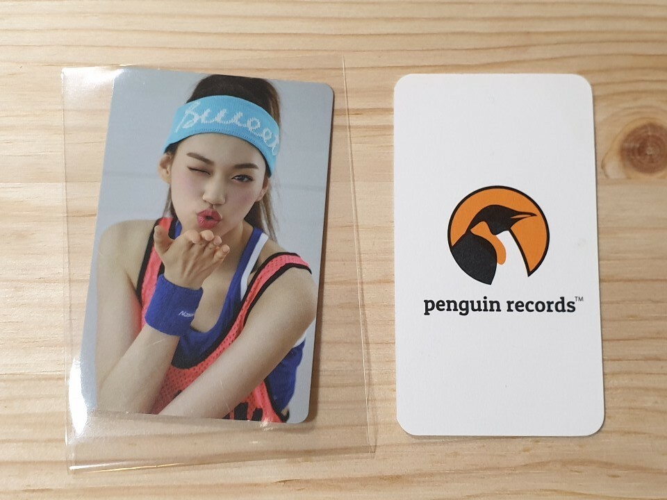 WEKI MEKI - 1ST MINI ALBUM WEME PHOTO CARD & PROFILE CARD ELLY