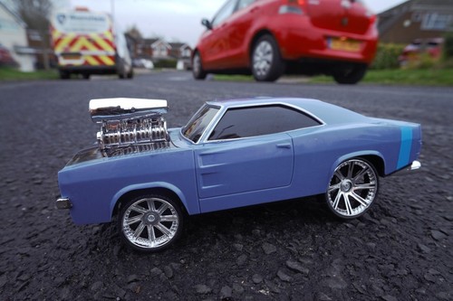 2.4GZ Fast & Furious Dodge Radio Remote Control Car 1/18 (High Speed) Stunt Car - Picture 3 of 12