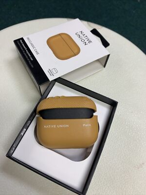 Native Union (RE) Classic Case Airpods Pro Hülle 2. Gen - *SCHADEN*