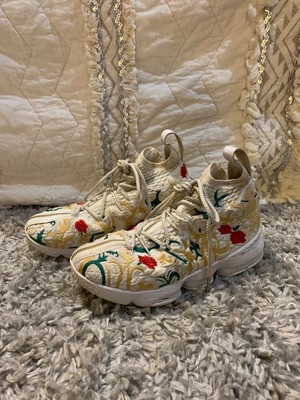 nike store lebron 15