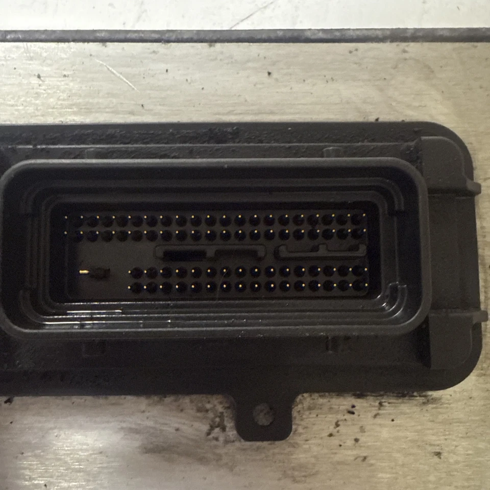 2006-2007 Saturn Vue ECU/ECM 12609706 Foto 4 de 4