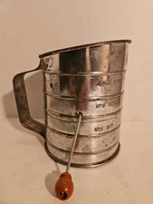 Good Cook Vintage Flour Sifter