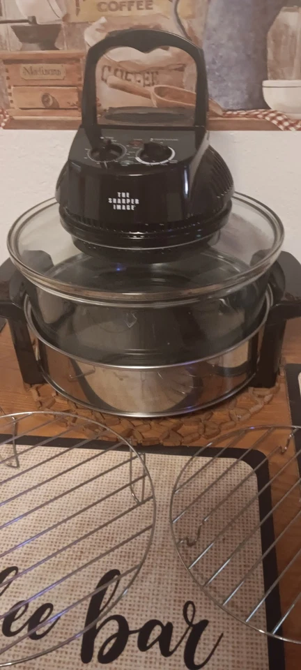 The Sharper Image SUPER WAVE 1300 Wat 16qt Halogen Infrared Convection Oven NICE - Image 3 of 4