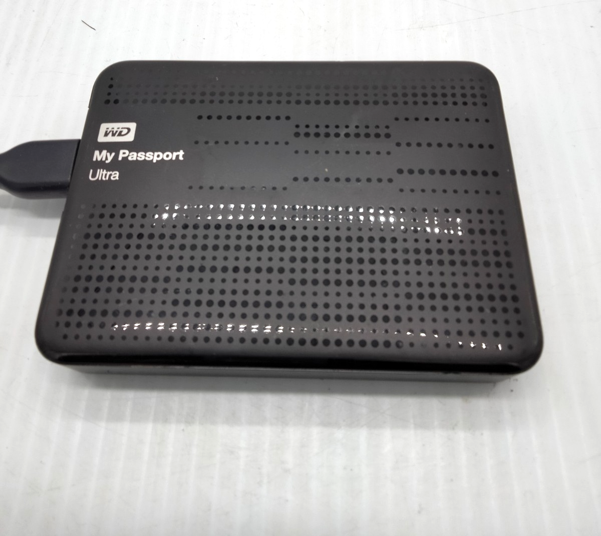 Western Digital My Passport Ultra WDBMWV0020BBK-05 2TB External HD