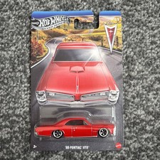 Hot Wheels Silver Series '66 Pontiac GTO with Metal Base