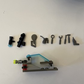 LEGO Star Wars: Millenium Falcon 7190 Near Complete with Manual, No Box READ