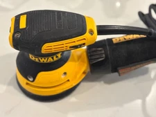 DeWalt DWE6423 Random Orbital Palm Sander 120 V