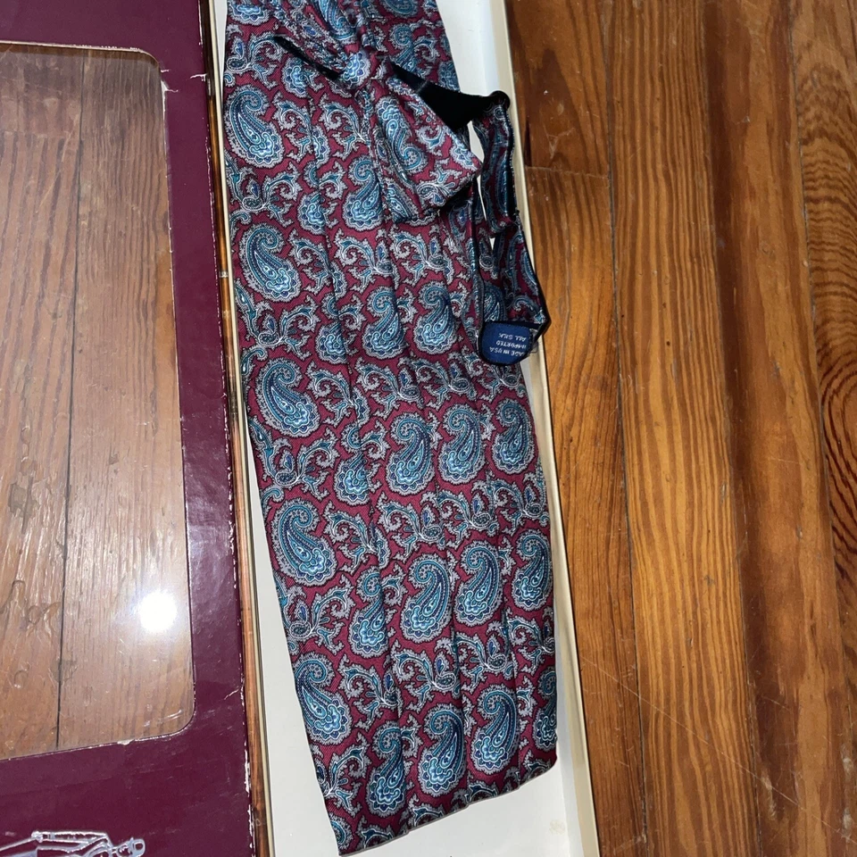 JUEGO DE PAJARITA Y PAJARITA FLORAL 100 % SEDA DE COLECCIÓN EE. UU. Kenneth Gordon Borgoña Paisley Foto 2 de 4