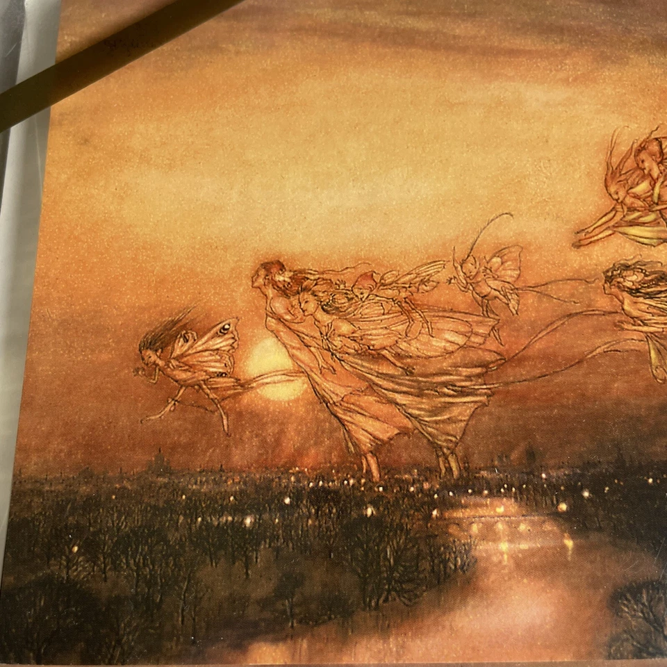 Juego de 8 tarjetas de Navidad Arthouse en caja Golden Angels Twilight Dreams Rackham Foto 2 de 4