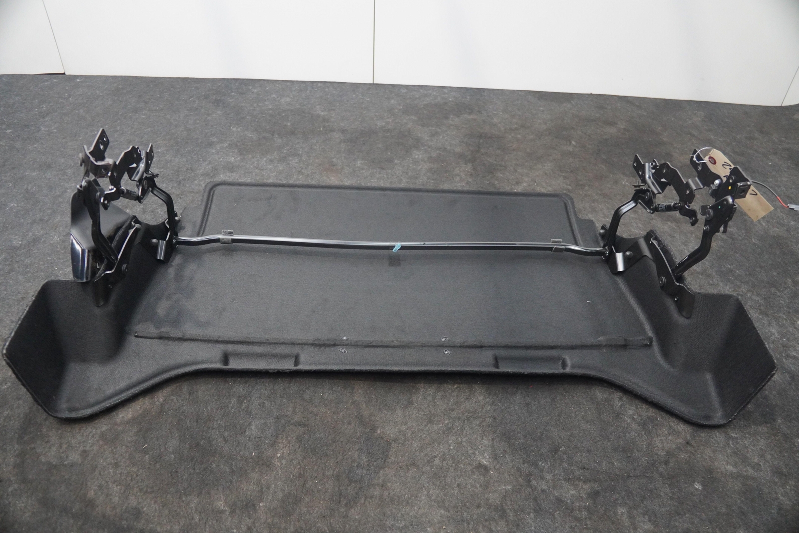 Rear Trunk Carpet Separator Trim Panel Hinge 88515800 Ferrari California T 2015