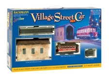 Bachmann On-30 CHRISTMAS STREETCAR SET New NIB 25017