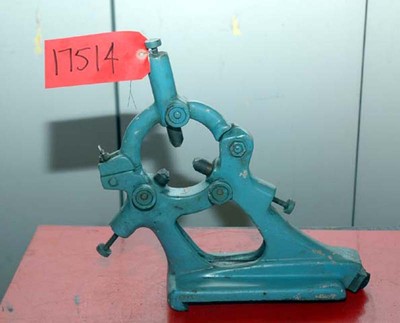 Brown & Sharpe 16 inch Steady Rest (Inv.17514)
