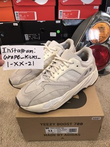 yeezy 700 cream white