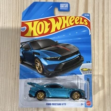 Hot Wheels Ford Mustang GTD 1:64 STH