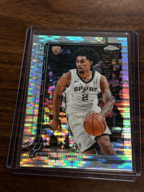 2025 Topps Chrome Dylan Harper Pulsar Refractor #252 (RC)