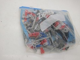 LEGO TECHNIC 8065 Mini Container Truck  w/ Manual 