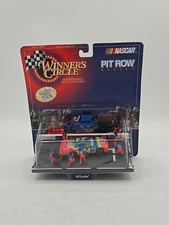 NASCAR Winner's Circle Pit Row Series Jeff Gordon #24 Dupont 1998 NEW 1:64