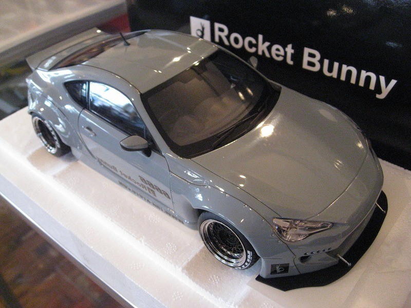ok Kurade Auto Art 1 18 Rocket Bunny Toyota 86 (CONCRETE ok Kurade Auto Art 1 18 Rocket Bunny Toyota 86 (CONCRETE