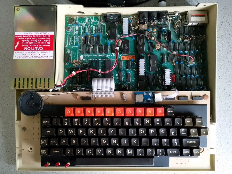 Acorn BBC Micro Computer Model B - MMC Drive and Fully Recapped PSU - Image 4 of 4
