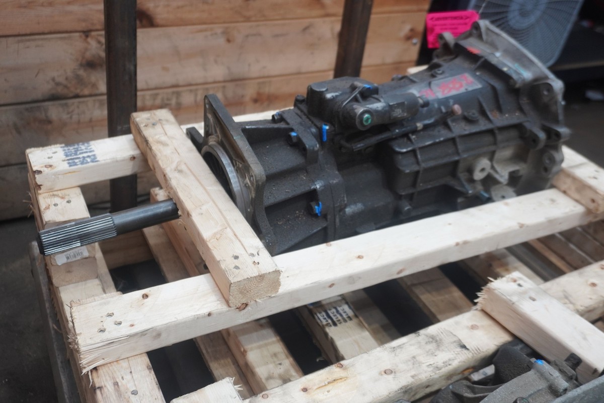 6-speed Manual Skip Shift Transmission OEM 12574656 Chevrolet