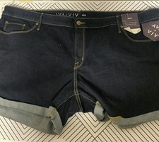    Ava  Viv Women's High-Rise Jean Shorts MIDI Stretch Size 26W Inseam 4    