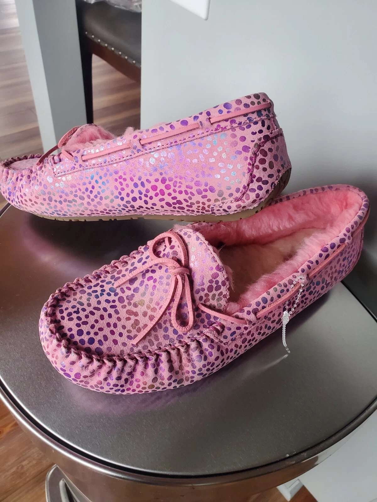 Scarpe pantofole mocassino Ugg Dakota rosa pelle foderate lana taglia 6