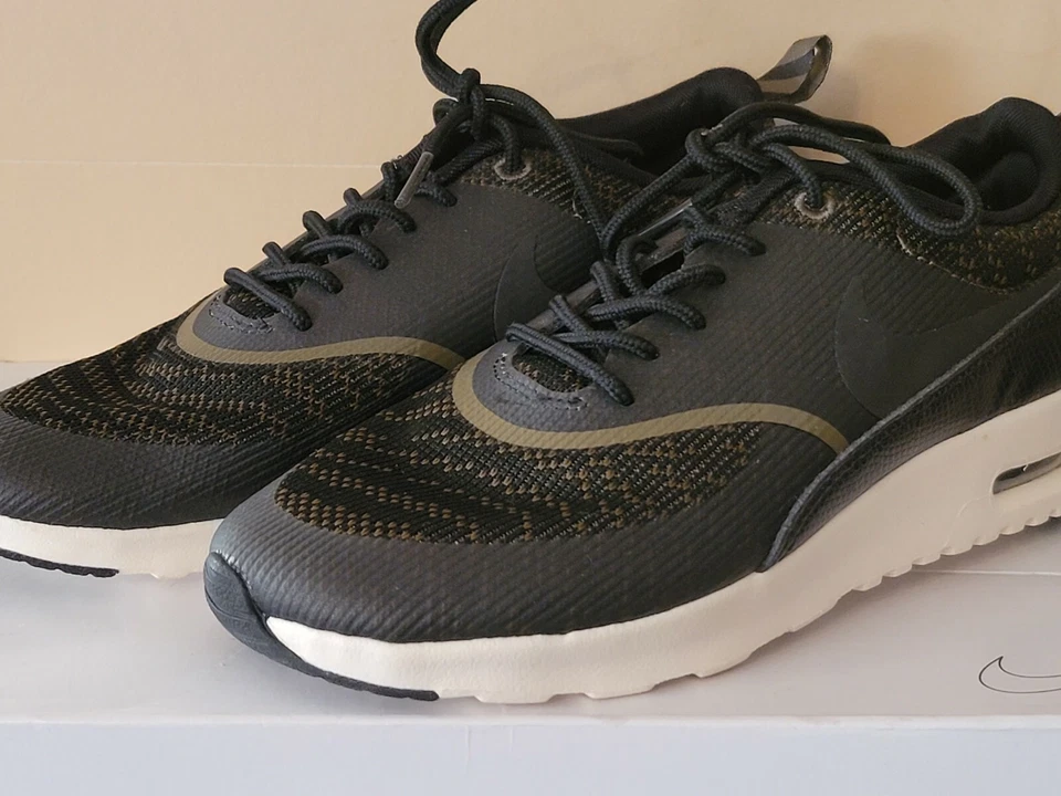Damen Nike Air Max Thea Jacquard UK 3,5 EUR 36,5 verblasst olivschwarz Segel 847126 00 - Bild 2 von 4