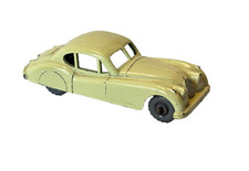 VTG Lesney No 32 Jaguar XK140 Diecast Toy Vehicle Made In England Off White