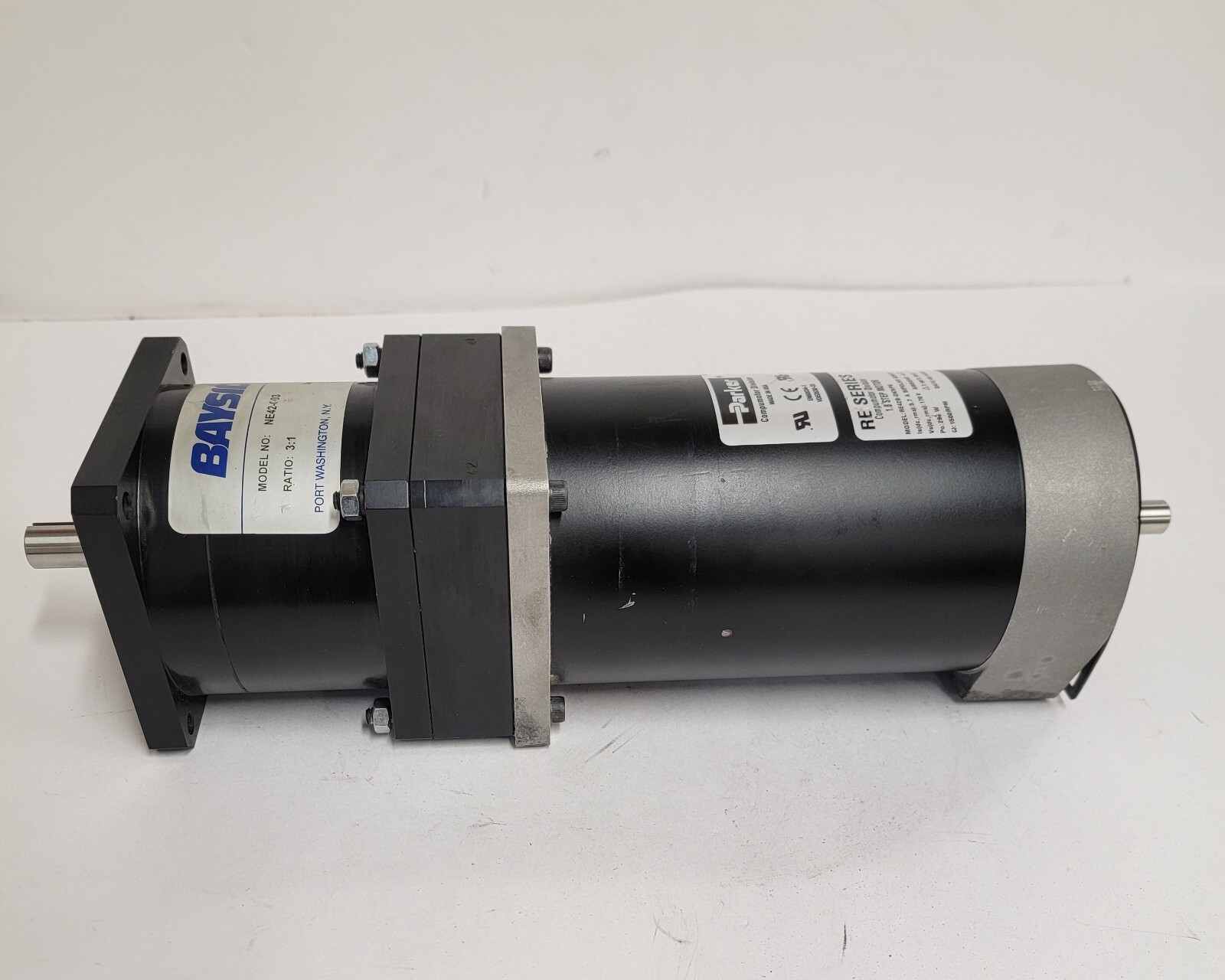 PARKER 1.8° STEP MOTOR RE42B-DKNPS. WITH BAYSIDE NE42-003 GEARMOTOR 3:1 RATIO.